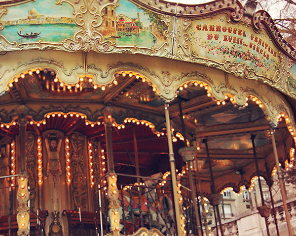 Le Carousel